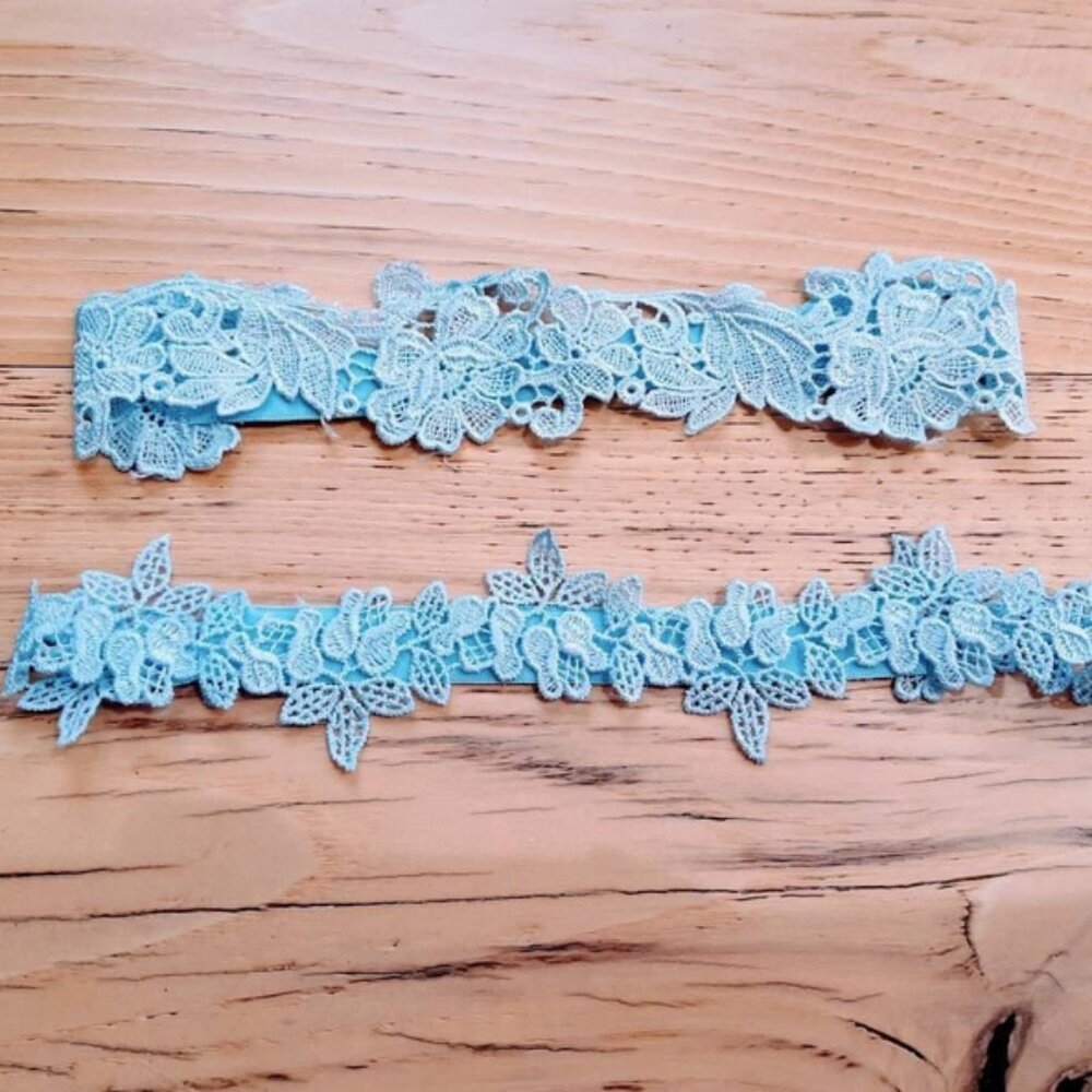 Nwt wedding garter set